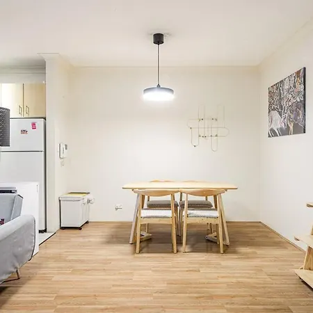 Burwood Near Train & Shopping & Park With Car Park Apartment Sydney Exterior photo