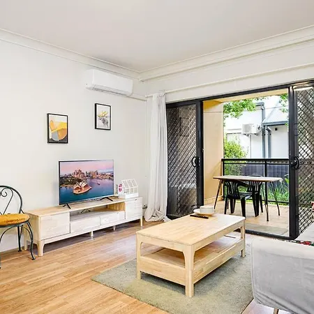 Burwood Near Train & Shopping & Park With Car Park Apartment Sydney Exterior photo